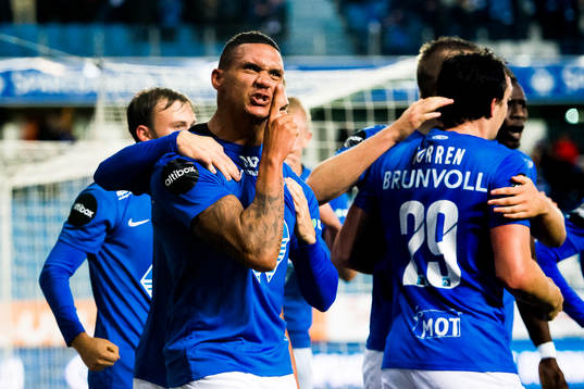 Bläddra bland fler bilder av Football, Eliteserien, Molde - Brann