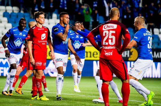 Ruben Gabrielsen of Molde celebrates with his teammates