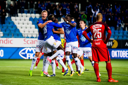 Ruben Gabrielsen of Molde celebrates with his teammates
