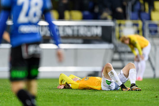 Falkenbergs Viktor Götesson deppar