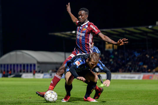 Sirius Elias Andersson och Djurgårdens Philana Tinotenda