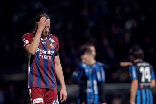 Djurgårdens Jonas Olsson deppar