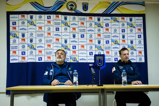 Djurgårdens tränare Özcan Melkemichel och Sirius