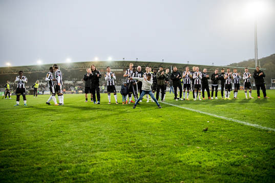 Landskronas spelare jublar