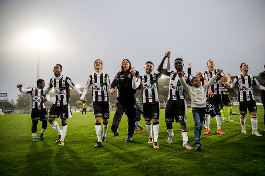 Landskronas spelare jublar