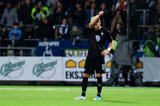 Malmö FFs Rasmus Bengtsson deppar