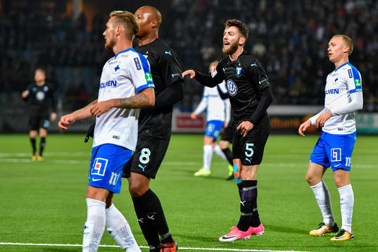 Malmö FFs Erdal Rakip deppar