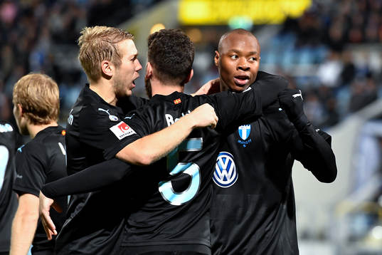 Malmö FFs Carlos Strandberg jublar