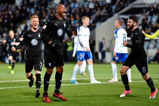 Malmö FFs Carlos Strandberg jublar