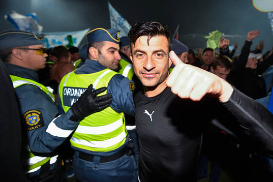 Malmö FFs Behrang Safari jublar