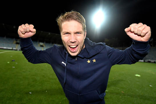 Malmö FFs Anton Tinnerholm jublar