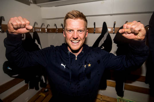 Malmö FFs Anders Christiansen jublar i omklädningsrummet