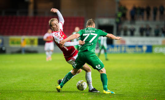 Kalmars Jonathan Ring och Hammarbys Mats Solheim