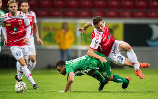 Kalmars Herman Hallberg och Hammarbys Serge-Junior