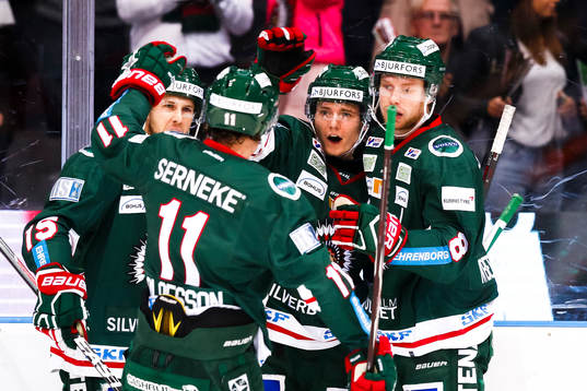 Frölundas Lias Andersson jublar