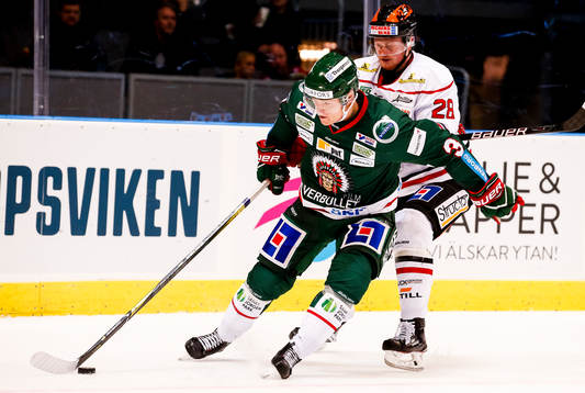 Frölundas Carl Grundström och Örebros Linus Arnesson