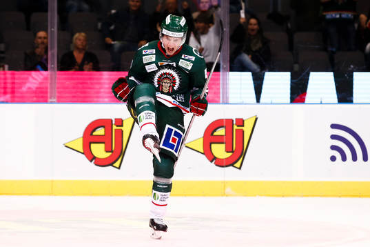 Frölundas Lias Andersson jublar