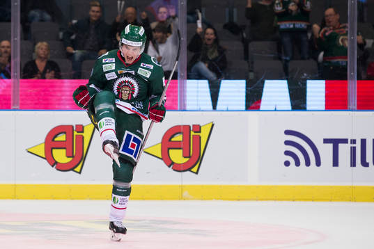 Frölundas Lias Andersson jublar
