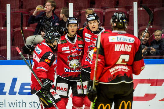 Malmö Redhawks Robin Alvarez jublar