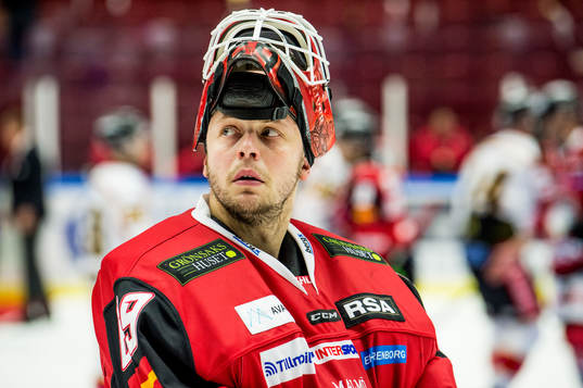 Malmö Redhawks målvakt Oscar Alsenfelt deppar