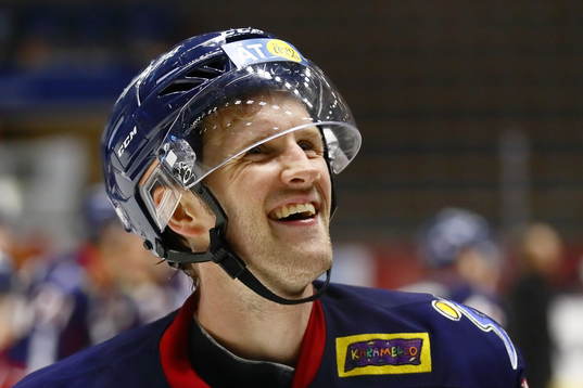 Linköpings Sebastian Karlsson jublar