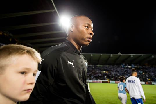 Malmö FFs Carlos Strandberg gör entré
