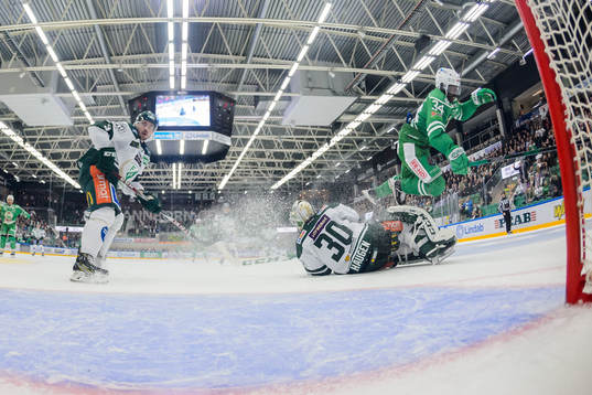 Rögles Edwin Hedberg gör 4-1