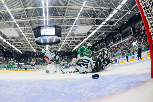 Rögles Edwin Hedberg gör 4-1