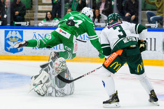 Rögles Edwin Hedberg gör 4-1