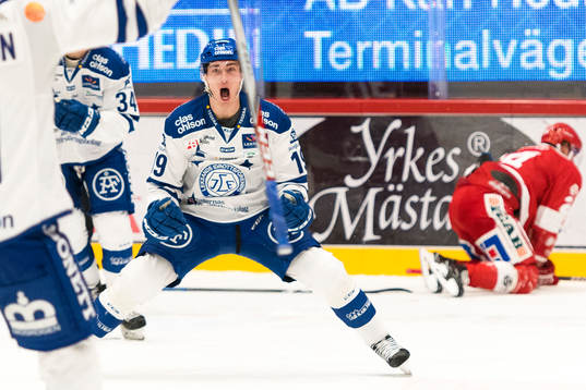 Leksands Tobias Forsberg jublar