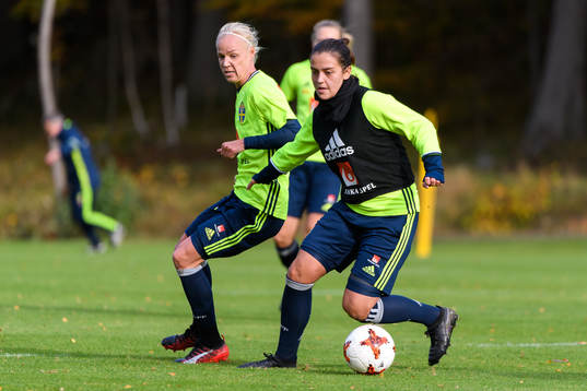 Caroline Seger och Marija Banusic