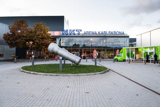 NKT arena utvändigt innan ishockeymatchen i SHL mellan