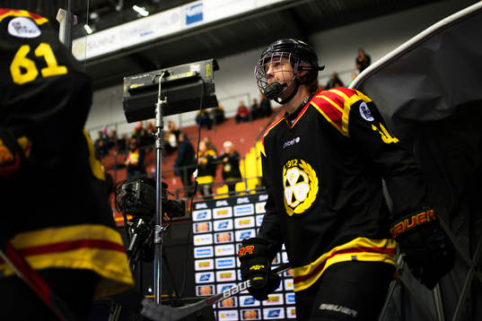 Brynäs Marcus Westfält före ishockeymatchen i SHL mellan