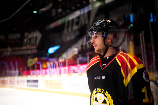 Brynäs Alexander Bjurström före ishockeymatchen i SHL