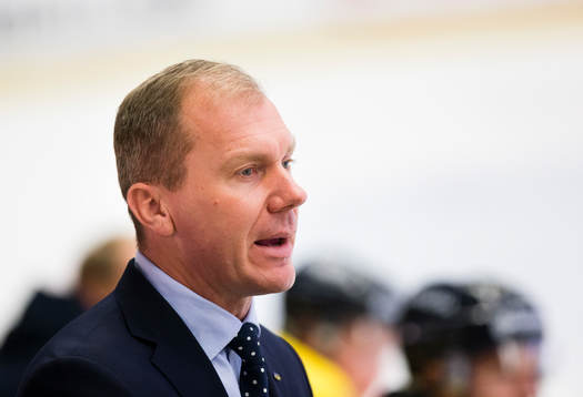 s tränare Johan Lindbom