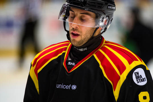Brynäs Aaron Palushaj deppar