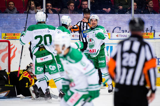 Rögles Kevin Gagné jublar