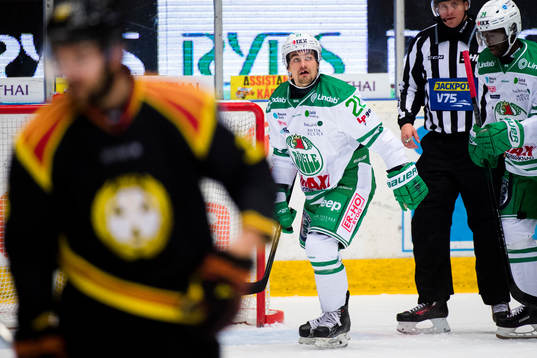 Rögles Kevin Gagné jublar