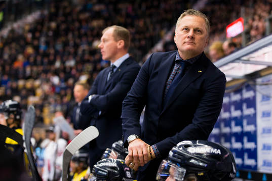 s tränare Johan Lindbom och assisterande tränare Stephan