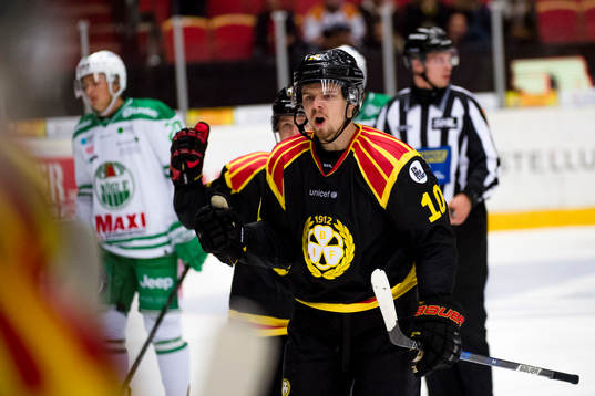 Brynäs Marcus Ersson jublar