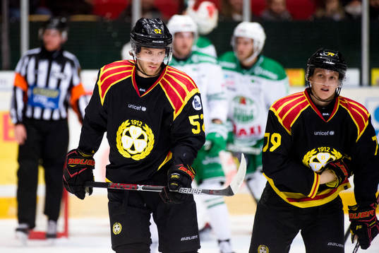 Brynäs Christopher Liljewall och Daniel Mannberg deppar