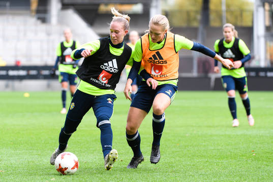Julia Roddar och Magdalena Eriksson