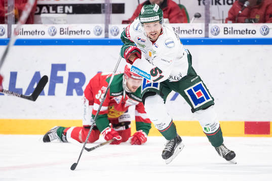 Frölundas Mats Rosseli Olsen  i ishockeymatchen i SHL
