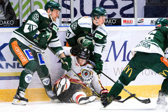 Färjestads Ilari Melart och Christoffer Törngren i en
