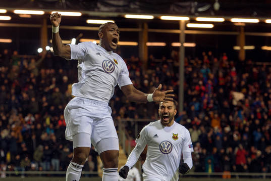 Östersunds Salisu Abdullahi Gero jublar