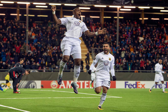 Östersunds Salisu Abdullahi Gero jublar