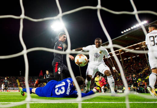 Östersunds Salisu Abdullahi Gero gör 1-1