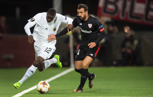 Östersunds Ken Sema och Athletic Bilbaos Mikel Balenziaga