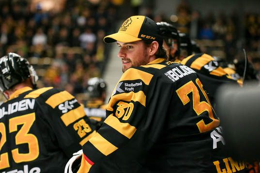 Skellefteås målvakt Gustaf Lindvall