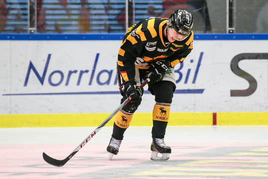 Skellefteås Filip Berglund skadade sig